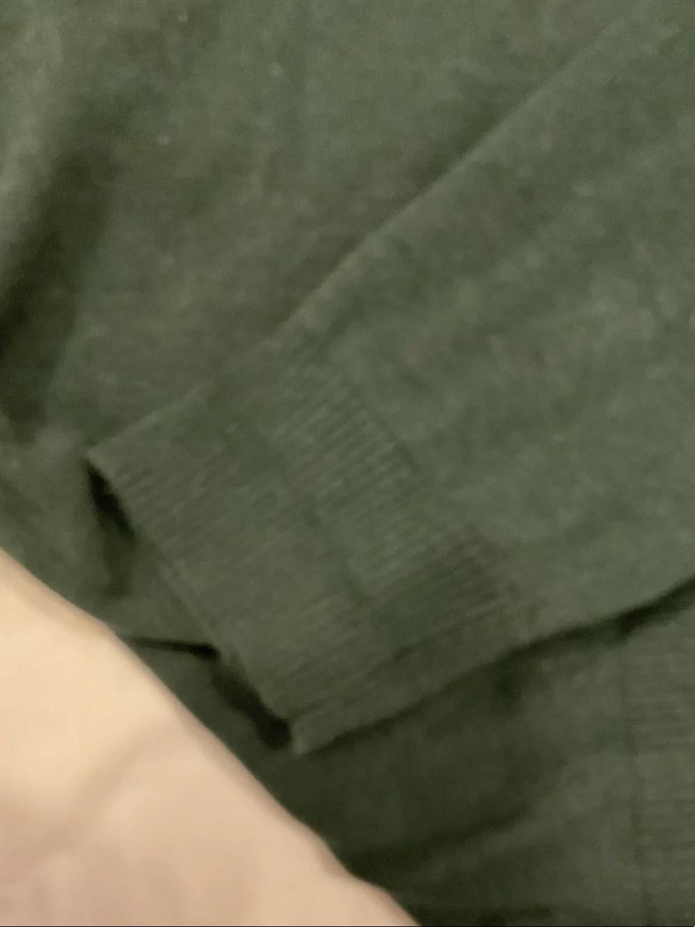 Jos. A. Bank Traveler V-Neck Sweater in Green